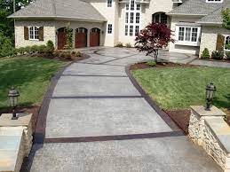 Concrete Driveway Design Ideas for an Inviting Entryway