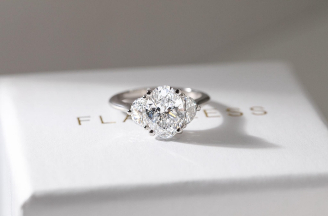 What You Need To Know About A 10 Carat Diamond Engagement Ring